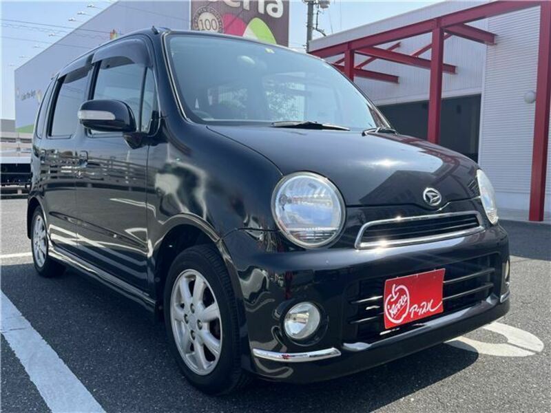 DAIHATSU MOVE LATTE