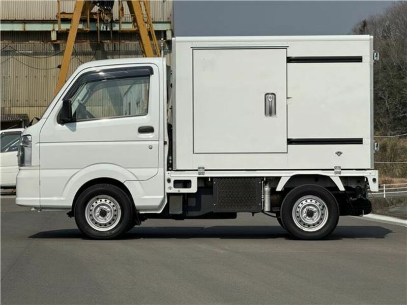 CARRY TRUCK