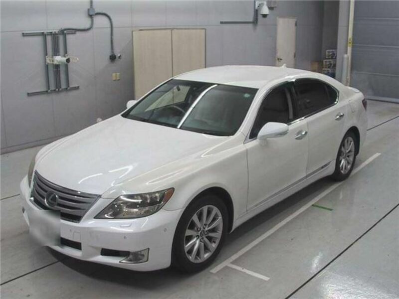 LEXUS LS