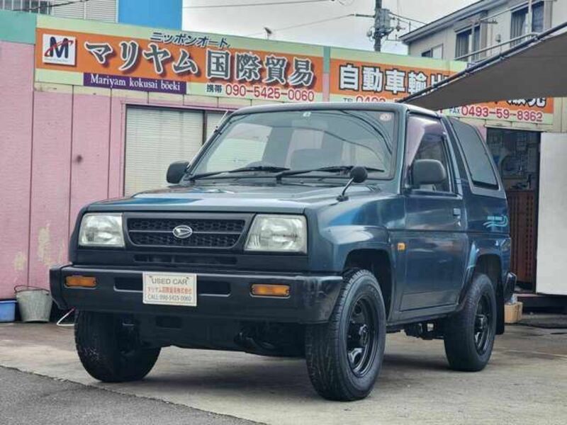 DAIHATSU ROCKY