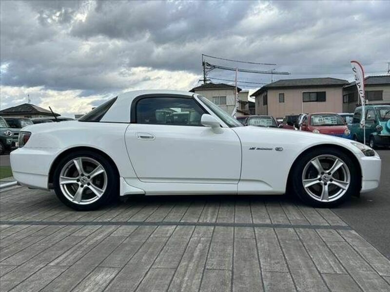 S2000