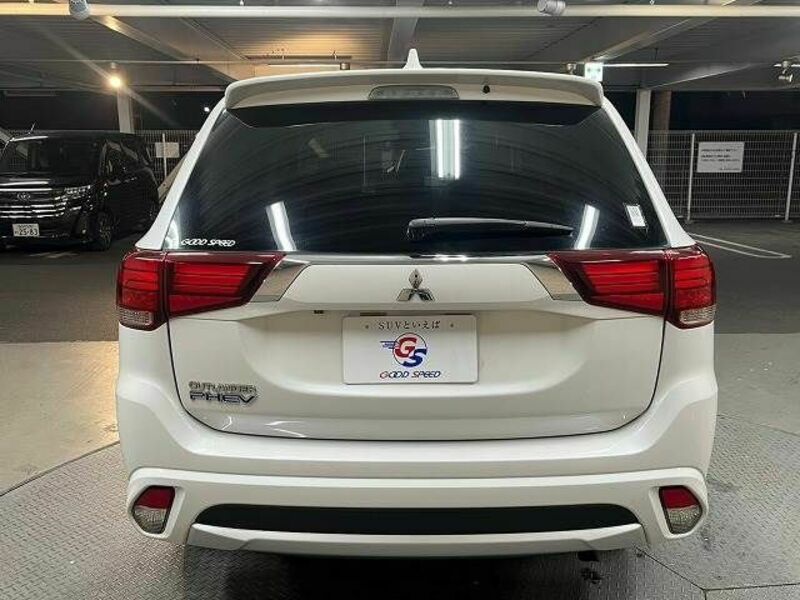 OUTLANDER PHEV