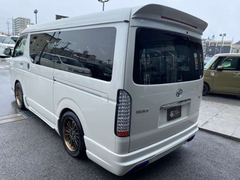 HIACE