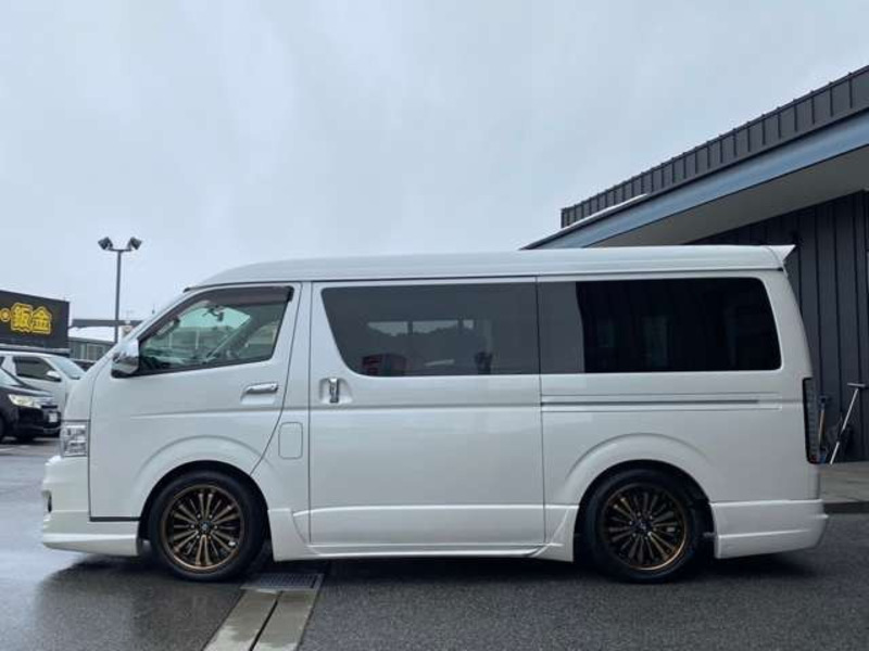 HIACE