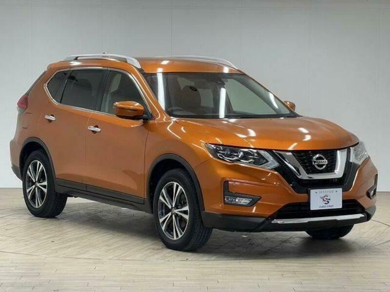 X-TRAIL