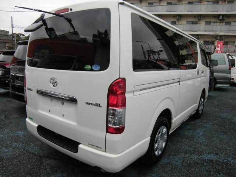 HIACE VAN