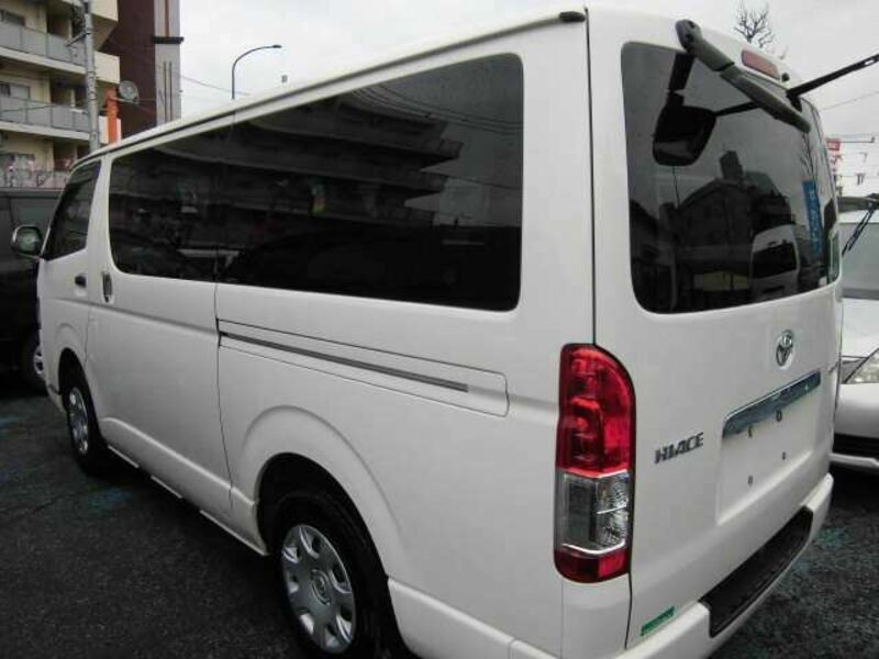 HIACE VAN