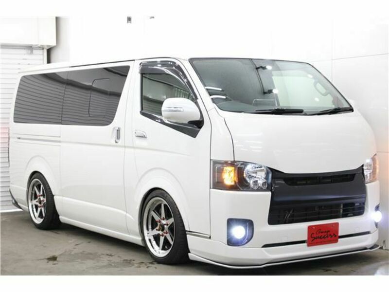 HIACE VAN