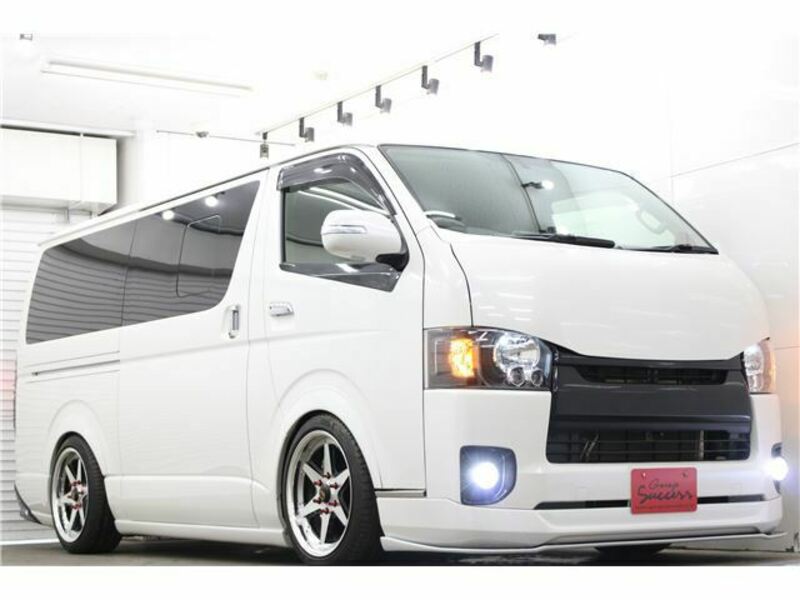 HIACE VAN