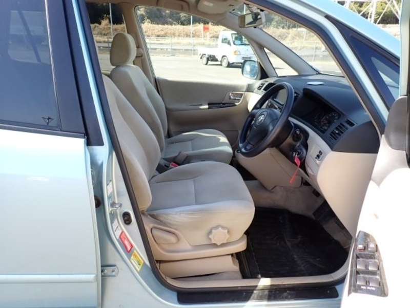 COROLLA SPACIO