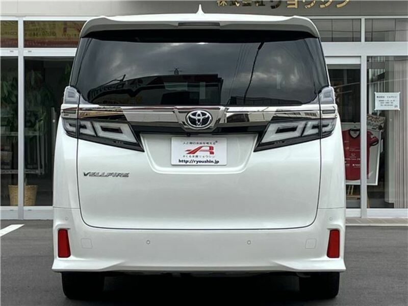 VELLFIRE