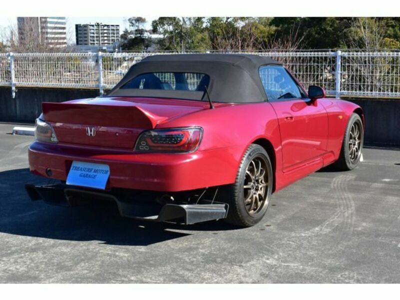 S2000