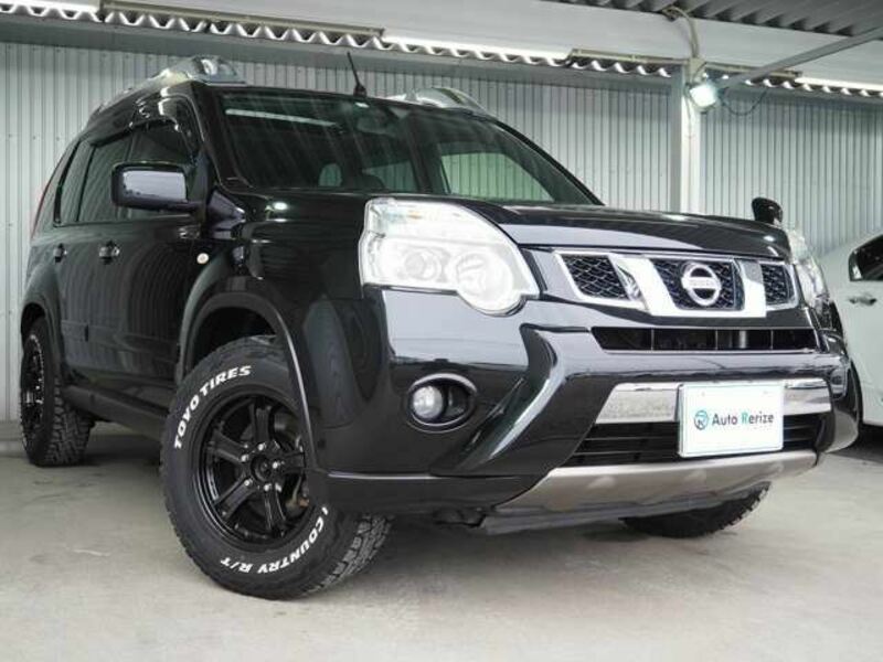 X-TRAIL