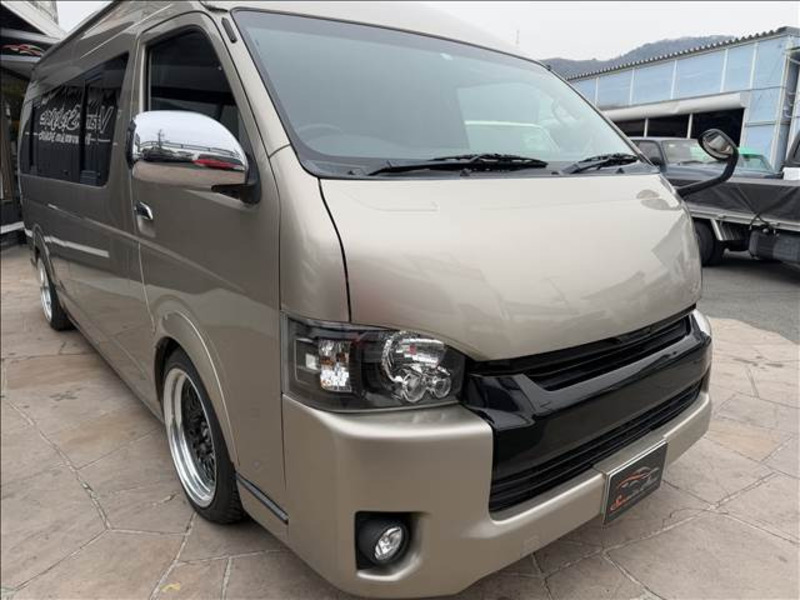 HIACE VAN