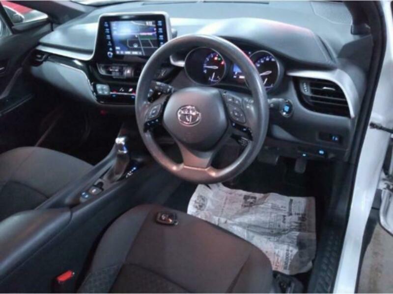 C-HR-2