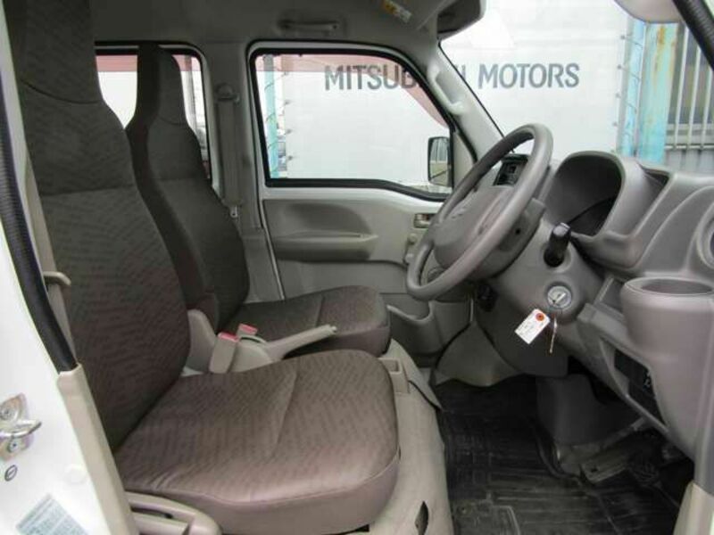 MINICAB VAN