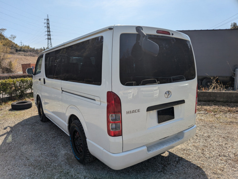 HIACE VAN