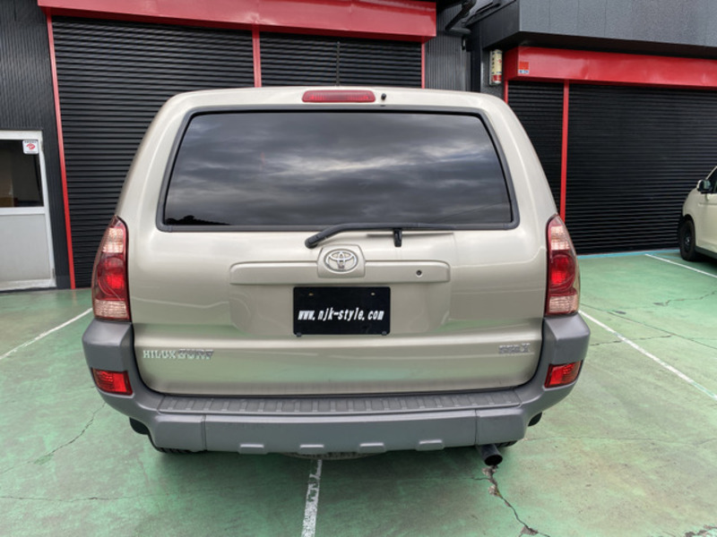 HILUX SURF