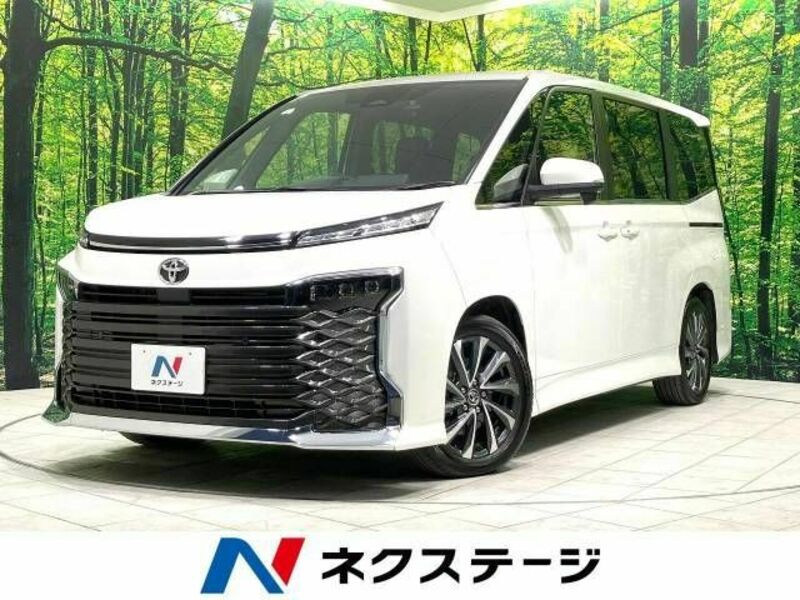 TOYOTA　VOXY