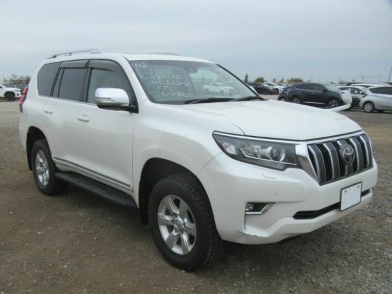 TOYOTA LAND CRUISER PRADO