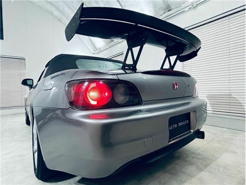 S2000