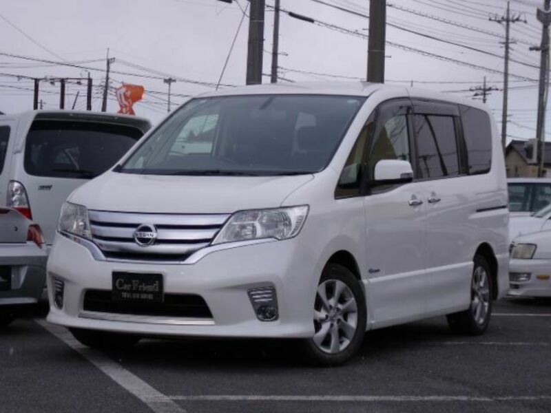 NISSAN SERENA