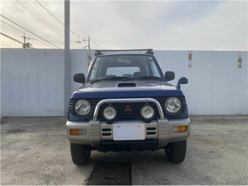 MITSUBISHI PAJERO MINI