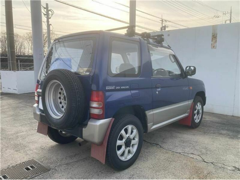 PAJERO MINI