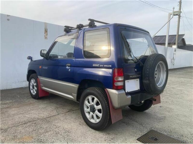 PAJERO MINI