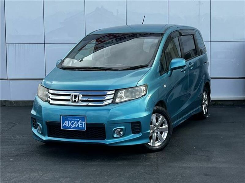 HONDA FREED SPIKE