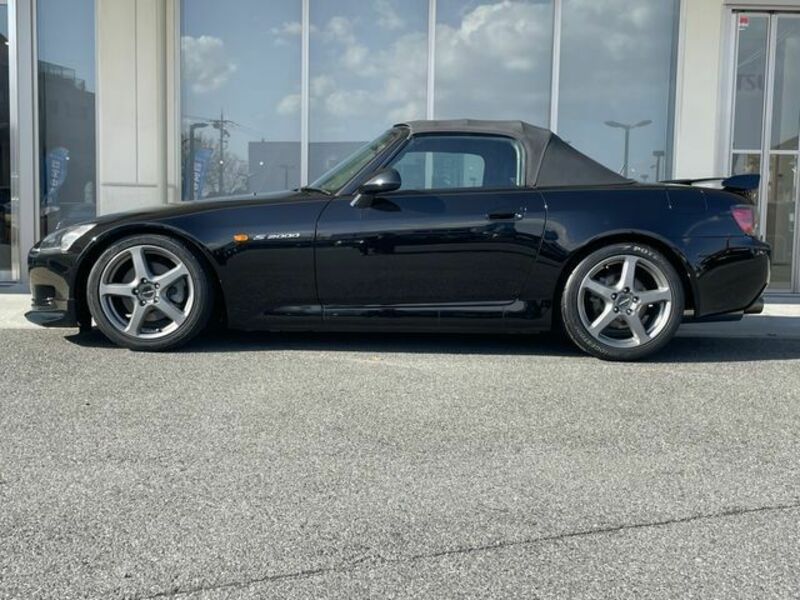 S2000