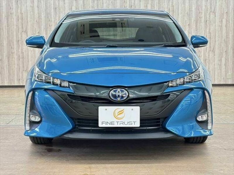 PRIUS PHV