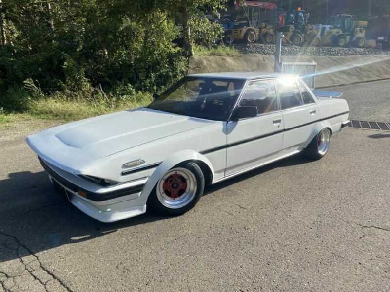 TOYOTA CRESTA