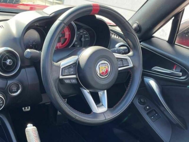 ABARTH 124 SPIDER