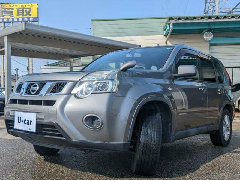 X-TRAIL