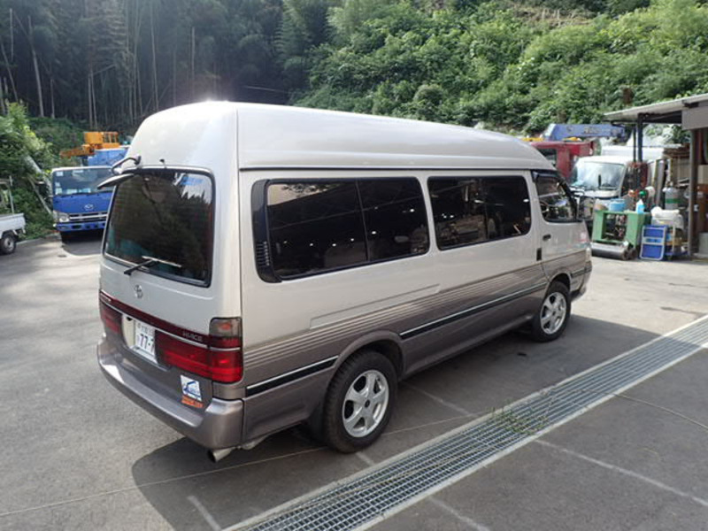 HIACE