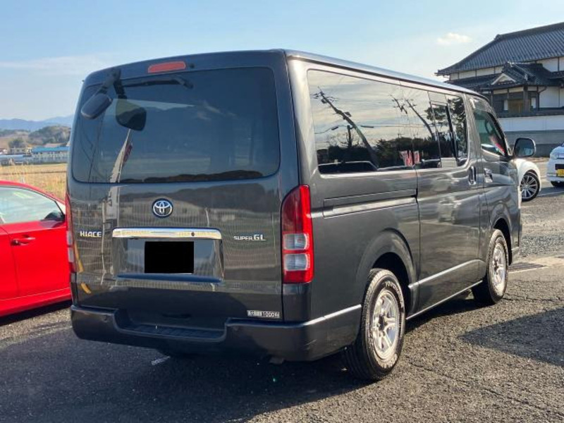 HIACE VAN