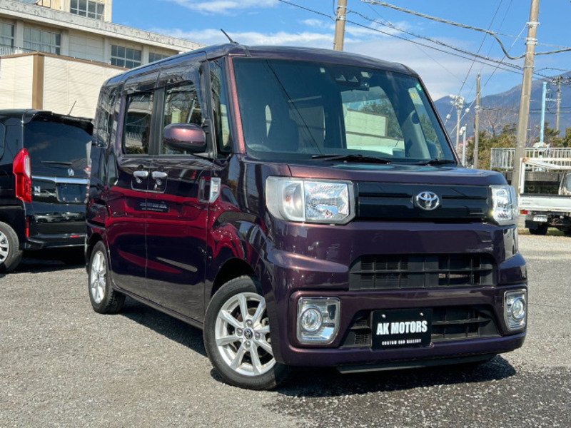 TOYOTA PIXIS MEGA