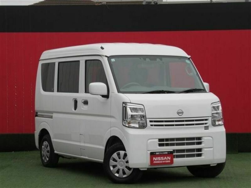 NISSAN CLIPPER VAN