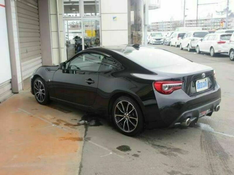 86