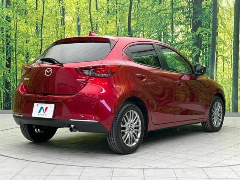 MAZDA2