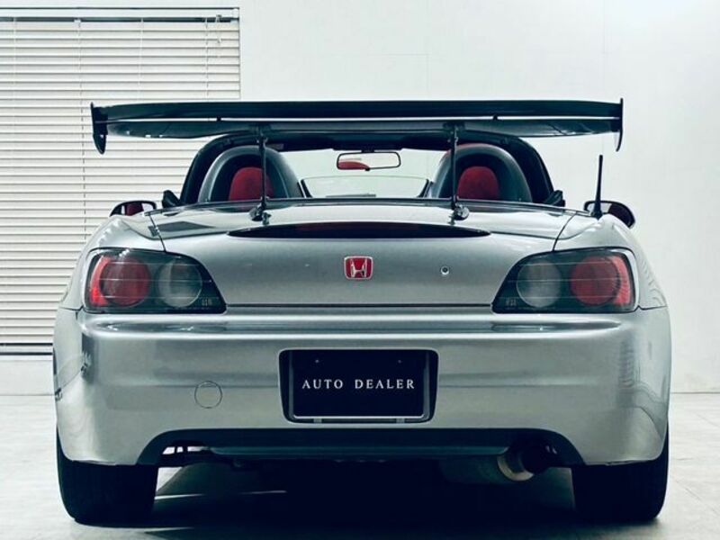 S2000