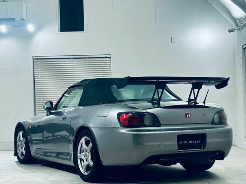 S2000