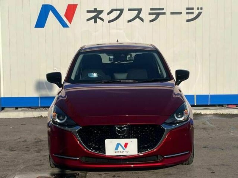 MAZDA2