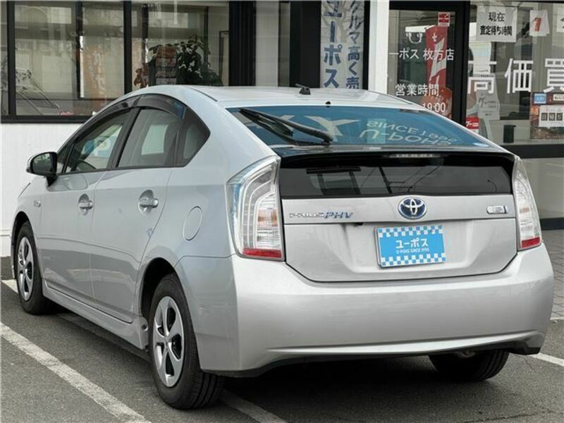 PRIUS PHV