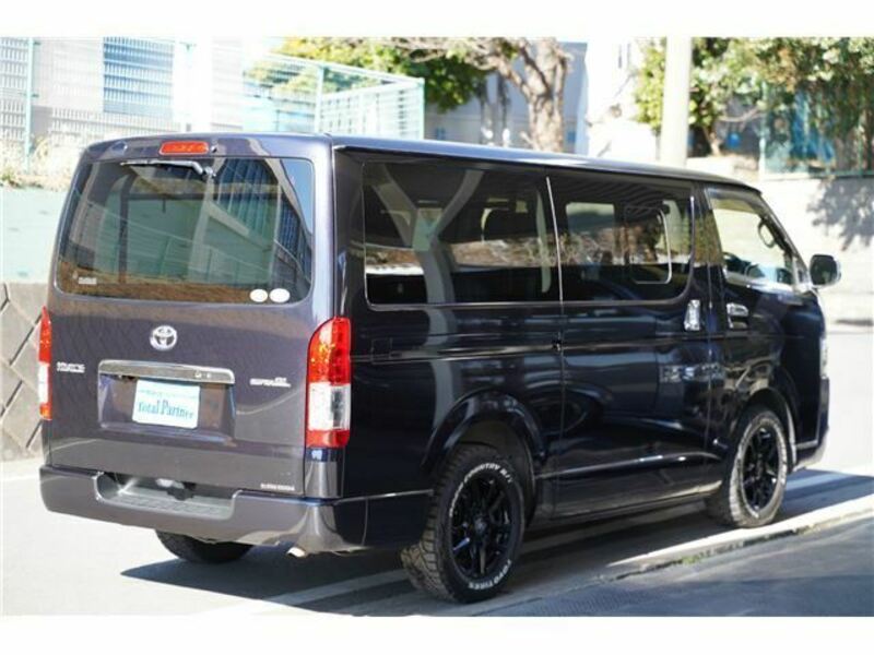 HIACE VAN