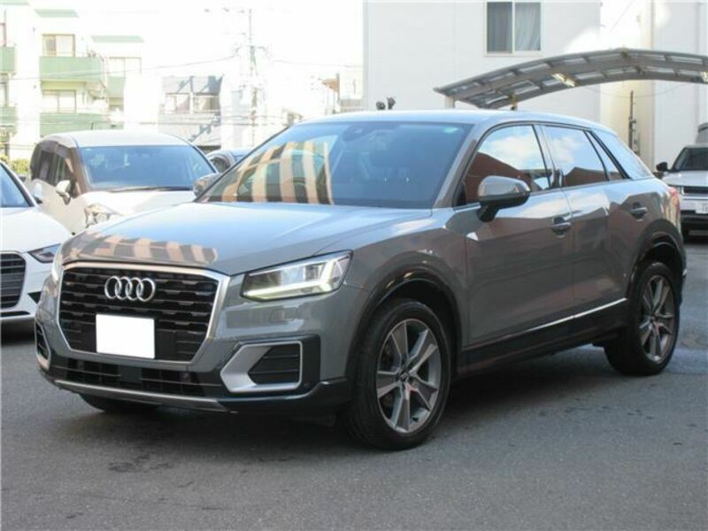 AUDI Q2