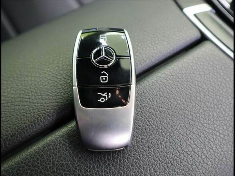 E-CLASS