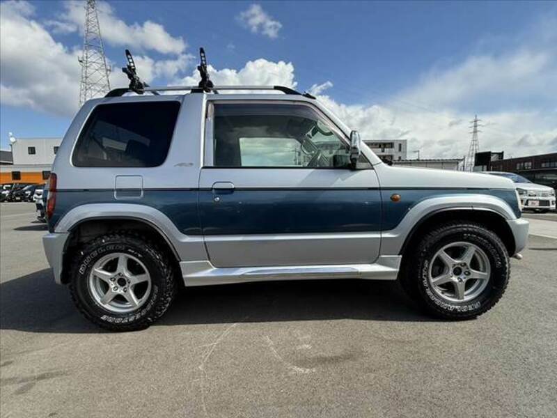 PAJERO MINI