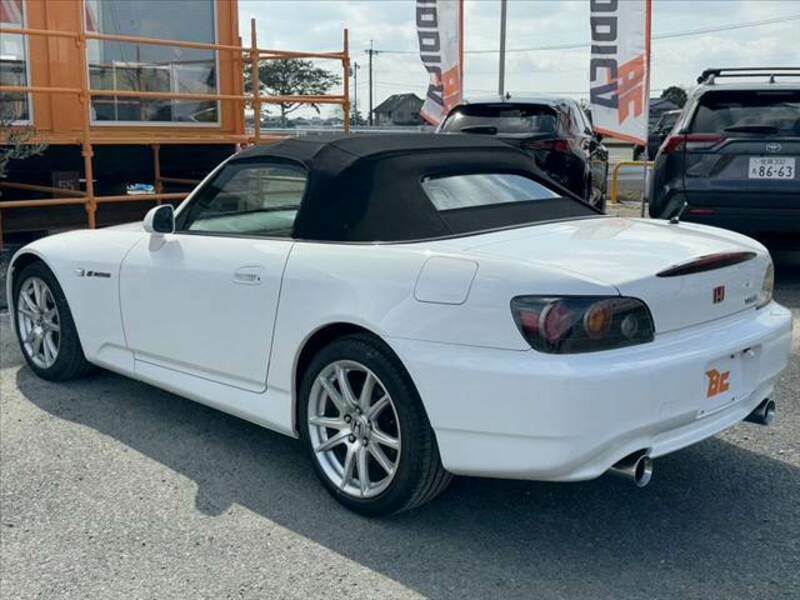 S2000